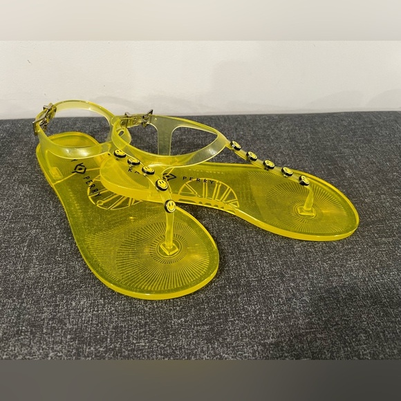 KATY PERRY yellow jelly studded sandals/ size 6 - Picture 7 of 15